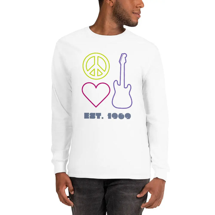 White long-sleeved shirt with peace n love design, perfect for rock n roll vibes